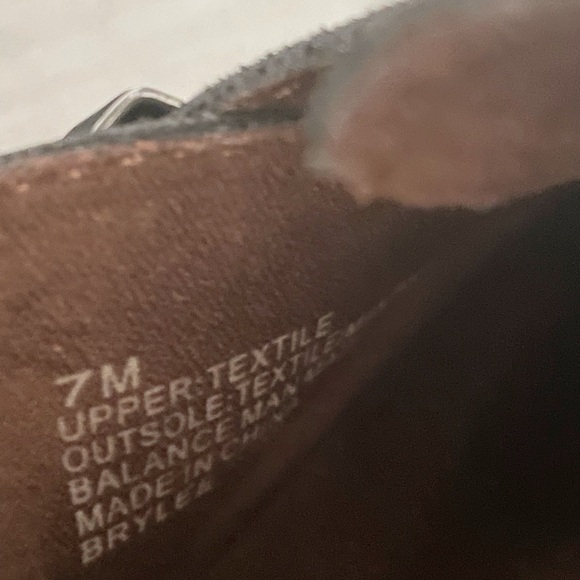 Cliffs by White Mountain Women's Black Mules 7 - Picture 4 of 4